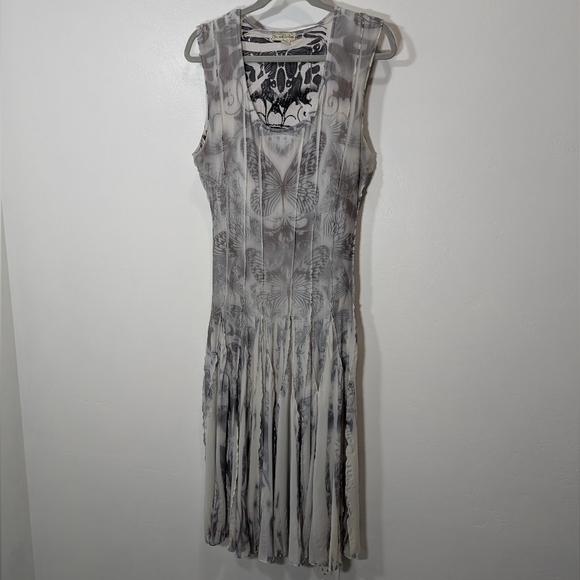 Live And Let Live Tie Dye Gray Butterfly Print Whimsical Vide Dress Size Medium - Picture 2 of 15